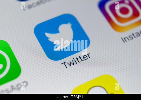 Sankt-Petersburg, Russia, February 2, 2018: Twitter application icon on Apple iPhone 8 smartphone screen close-up. Twitter app icon. Twitter is an onl Stock Photo