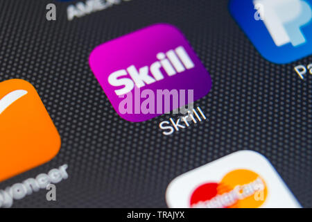 Per click icon hi-res stock photography and images - Alamy