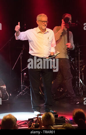 Leeds University Union, Leeds, Yorkshire, England, UK. 1st. June 2019. Jeremy Corbyn MP leader of the Labour Party talking at the Great Big Rally which is the first of the Labour Roots events which are to be held throughout the year. Labour Roots is a rolling series of open events bringing together activists and the public with Jeremy Corbyn and members of the shadow cabinet. Alan Beastall/Alamy Live News Stock Photo