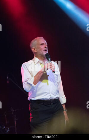 Leeds University Union, Leeds, Yorkshire, England, UK. 1st. June 2019. Jeremy Corbyn MP leader of the Labour Party talking at the Great Big Rally which is the first of the Labour Roots events which are to be held throughout the year. Labour Roots is a rolling series of open events bringing together activists and the public with Jeremy Corbyn and members of the shadow cabinet. Alan Beastall/Alamy Live News Stock Photo