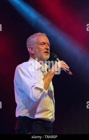 Leeds University Union, Leeds, Yorkshire, England, UK. 1st. June 2019. Jeremy Corbyn MP leader of the Labour Party talking at the Great Big Rally which is the first of the Labour Roots events which are to be held throughout the year. Labour Roots is a rolling series of open events bringing together activists and the public with Jeremy Corbyn and members of the shadow cabinet. Alan Beastall/Alamy Live News Stock Photo