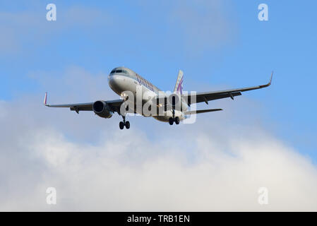 RUSSIA, ST. PETERSBURG - OCTOBER 25, 2018: The Airbus A320-232 (A7-AHQ) of Qatar Airways airline before landing at Pulkovo Airport Stock Photo