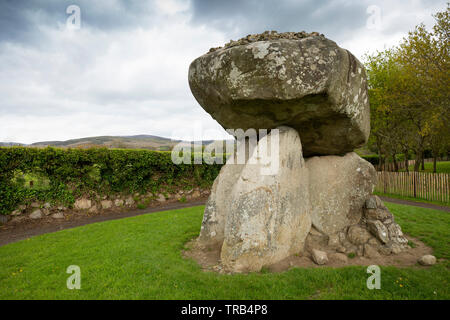 Ireland, Co Louth, Ballymascanian, Proleek Dolmen, Neolithic Portal tomb Stock Photo