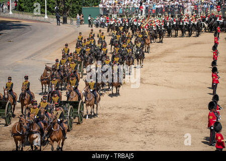 1st June 2019. London, UK. The Colonels Review takes place on Horse Guards Parade, the final rehearsal for Trooping the Colour 2019. Stock Photo