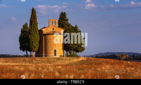 The Chapel of Our Lady of Vitaleta, Val d'Orcia, Tuscany, Italy Stock Photo