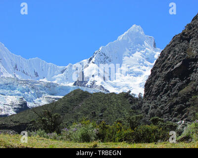 Quilcayhuanca trek in Huascaran National Park, Andes range, Peru Stock Photo