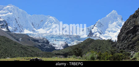 Quilcayhuanca trek in Huascaran National Park, Andes range, Peru Stock Photo