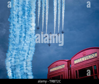 GB - DEVON: RAF Red Arrows Display Team at Torbay Airshow Stock Photo