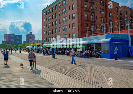 Tatiana Bar and Grill on the beach in the Brighton Beach neighborhood at early afternoon on spring day Stock Photo