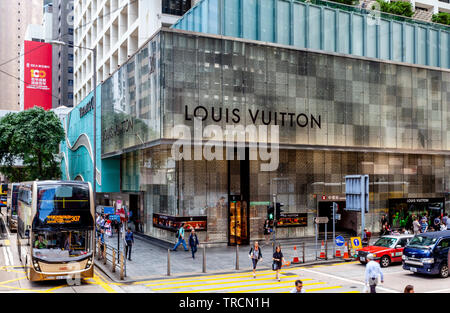 Louis Vuitton Hong Kong Airport – clothing and shoe store in Outlying  Islands, reviews, prices – Nicelocal
