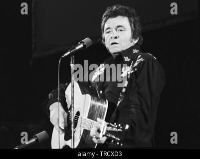 How old was discount johnny cash in 1972