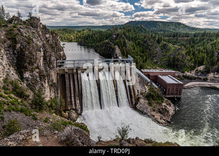 Long Lake Dam On The Spokane River Stock Photo