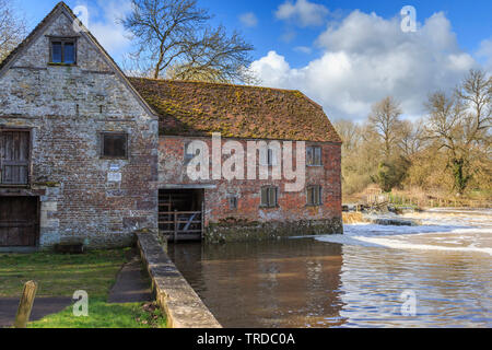 sturminster newton water mill, river stour, dorset, england, uk, gb Stock Photo