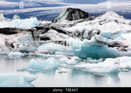 Glacial lake Joekulsarlon with thrifting icebergs, Iceland, Vatnajoekull National Park Stock Photo