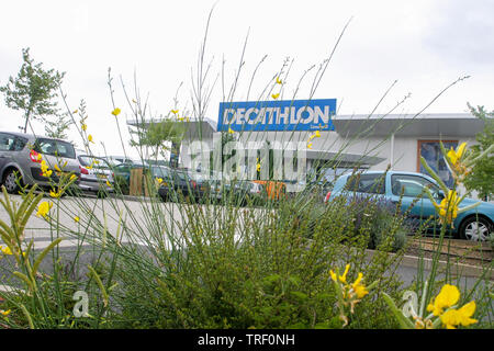 Decathlon, parking, Ecully, France