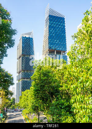 South Beach Tower and JW Marriott Hotel skyscraper in Singapore Stock ...