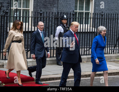 London, UK. 4th June, 2019. From left to right, U.S. First Lady Melania Trump, U.S. President Donald Trump, Philip May, husband of Theresa May, U.K. prime minister Theresa May,  depart number 10 Downing Street Michael Tubi / Alamy Live News Stock Photo