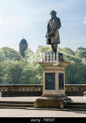 The memorial statue to Sir Titus Salt in Roberts Park, Saltaire, Bradford, West Yorkshire Stock Photo