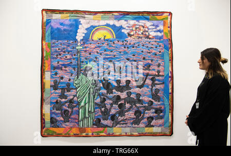 Serpentine Galleries, London, UK. 5th June 2019. The ground-breaking work of Faith Ringgold (b. 1930, Harlem, New York) is celebrated in this exhibition at the Serpentine Galleries, her first in a European institution. Image: We Came to America, 1997, Courtesy of the Pennsylvania Academy of the Fine Arts, Philadelphia. Art by Women Collection, Gift of Linda Lee Alter. Credit: Malcolm Park/Alamy Live News. Stock Photo