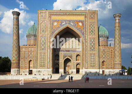 Samarkand, Uzbekistan - May 30, 2019: Front face of Sherdor madrasa in Samarkand, Uzbekistan Stock Photo