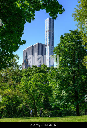 Architect Rafael Vinoly's 432 Park Avenue, a 96-story residential  skyscraper in New York City that overlooks Central Park