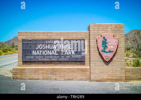 Joshua Tree NP, CA, USA - April 21, 2017: A welcoming signboard at the entry point of preserve park Stock Photo