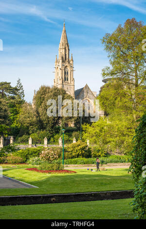 The Middle Gardens with St Peter's Church to the rear.  Bournemouth in Dorset, England, UK. Stock Photo