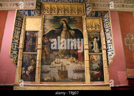 Triptych altarpiece: Madonna of the Seafarers. Autor: Alejo Fernandez, 1536. Chapter House. Alcazar, Seville, Spain. Stock Photo