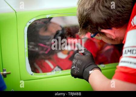 24 May 2019 Berghem, the Netherlands. SHELL ECO-MARATHON CHALLENGER EVENT - OSS -  Team Comandini - Car 312 - The team during the technical inspection Stock Photo