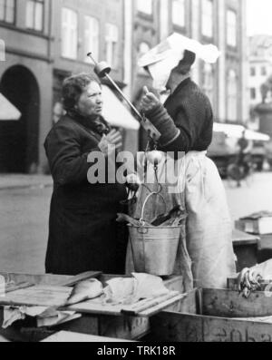 Copenhagen market stall, probably 1940s, Denmark Stock Photo