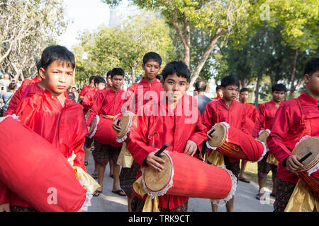 traditional dresst thai people at the Loy Krathong Festival in the Historical Park in Sukhothai in the Provinz Sukhothai in Thailand.   Thailand, Sukh Stock Photo