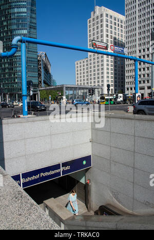 Berlin Bahnhof Potsdamer Platz , S-bahn train station in the downtown