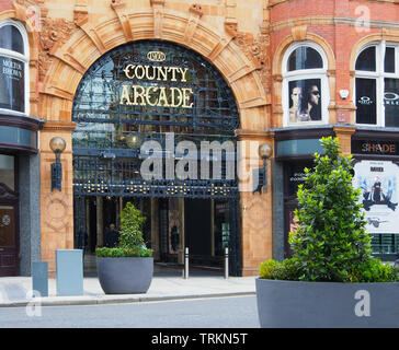 Entrance to the County Arcade in the Victoria Quarter in the centre of Leeds, Yorkshire. Stock Photo