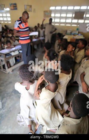 Ecole primaire d'Adjallé. Lomé. Togo. Afrique de l'Ouest. Stock Photo