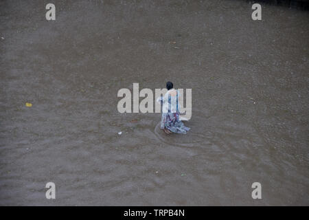 26 july 2005 heavy flood in lok gram lok dhara kalyan maharashtra india Stock Photo
