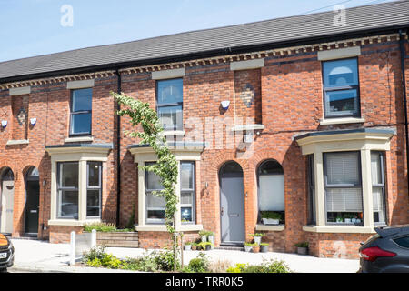 Regeneration,of,poor,housing,stock,required,street,in,Liverpool 8,Toxteth,Liverpool,Merseyside,Northern,city,England,UK,GB,Great Britain,Europe, Stock Photo