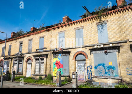 Regeneration,of,poor,housing,stock,required,street,in,Liverpool 8,Toxteth,Liverpool,Merseyside,Northern,city,England,UK,GB,Great Britain,Europe, Stock Photo