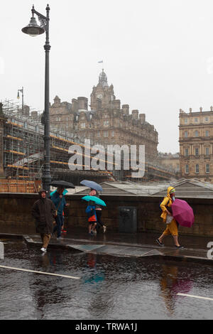 Edinburgh, Scotland. UK. 12 June. 2019.  Weather UK. Edinburgh's capital wet and windy, heavy rain forecast to come over today and tomorrow. Pako Mera/Alamy Live News Stock Photo