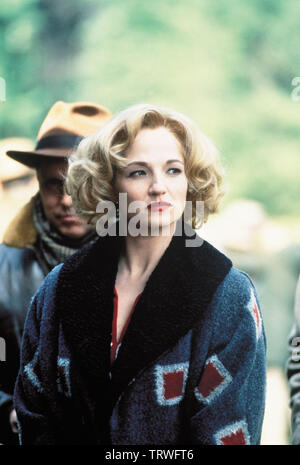 ELLEN BARKIN in THIS BOY'S LIFE (1993). Copyright: Editorial use only. No merchandising or book covers. This is a publicly distributed handout. Access rights only, no license of copyright provided. Only to be reproduced in conjunction with promotion of this film. Credit: REGENCY/ODYSSEY CO. II / Album Stock Photo