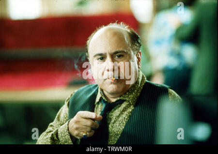 DANNY DEVITO in HEIST (2001). Copyright: Editorial use only. No merchandising or book covers. This is a publicly distributed handout. Access rights only, no license of copyright provided. Only to be reproduced in conjunction with promotion of this film. Credit: WARNER BROS. / Album Stock Photo