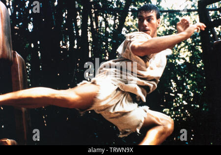 JEAN-CLAUDE VAN DAMME in KICKBOXER (1989). Copyright: Editorial use only. No merchandising or book covers. This is a publicly distributed handout. Access rights only, no license of copyright provided. Only to be reproduced in conjunction with promotion of this film. Credit: CANNON FILMS / Album Stock Photo
