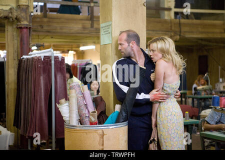 AMY SMART and JASON STATHAM in CRANK (2006). Copyright: Editorial use only. No merchandising or book covers. This is a publicly distributed handout. Access rights only, no license of copyright provided. Only to be reproduced in conjunction with promotion of this film. Credit: LAKESHORE ENTERTAINMENT/LIONS GATE FILMS/RADICAL MEDIA / Album Stock Photo