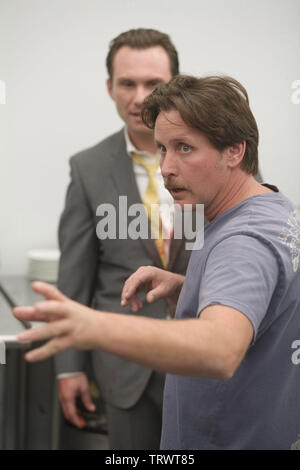 EMILIO ESTEVEZ and CHRISTIAN SLATER in BOBBY (2006). Copyright: Editorial use only. No merchandising or book covers. This is a publicly distributed handout. Access rights only, no license of copyright provided. Only to be reproduced in conjunction with promotion of this film. Credit: BOLD FILMS / Album Stock Photo