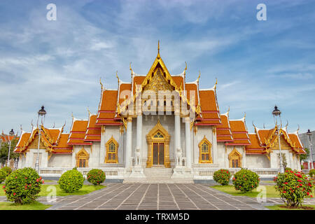 The Marble Temple, Wat Benchamabophit Dusitvanaram Bangkok THAILAND with blue sky at background