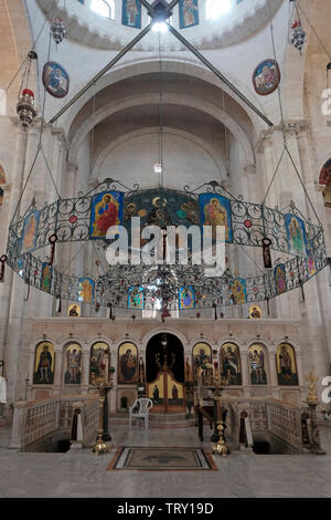 Interior of the Greek Orthodox St. Photini Church built over Jacob's Well or Bir Ya'qub also known as Jacob's fountain and Well of Sychar in the city of Nablus in the West Bank, Israel Stock Photo
