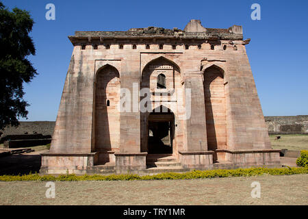 Frontal view of Hindola Mahal or Swinging Palace audience hall with sloping side walls at Mandu, Madhya Pradesh, India, Asia Stock Photo