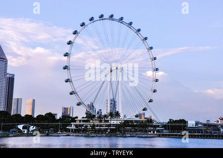 Singapore, 4th, October, 2015. Singapore Flyer at daytime. The Singapore Flyer is a giant Ferris wheel in Singapore. Described by its operators as an Stock Photo