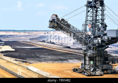 Excavator mining lignite at the Tagebau Garzweiler (surface mine) North ...