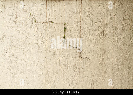 Cracked wall texture, São Paulo, Brazil Stock Photo