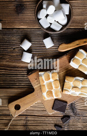 Homemade S’mores bars with marshmallows and chocolate Stock Photo